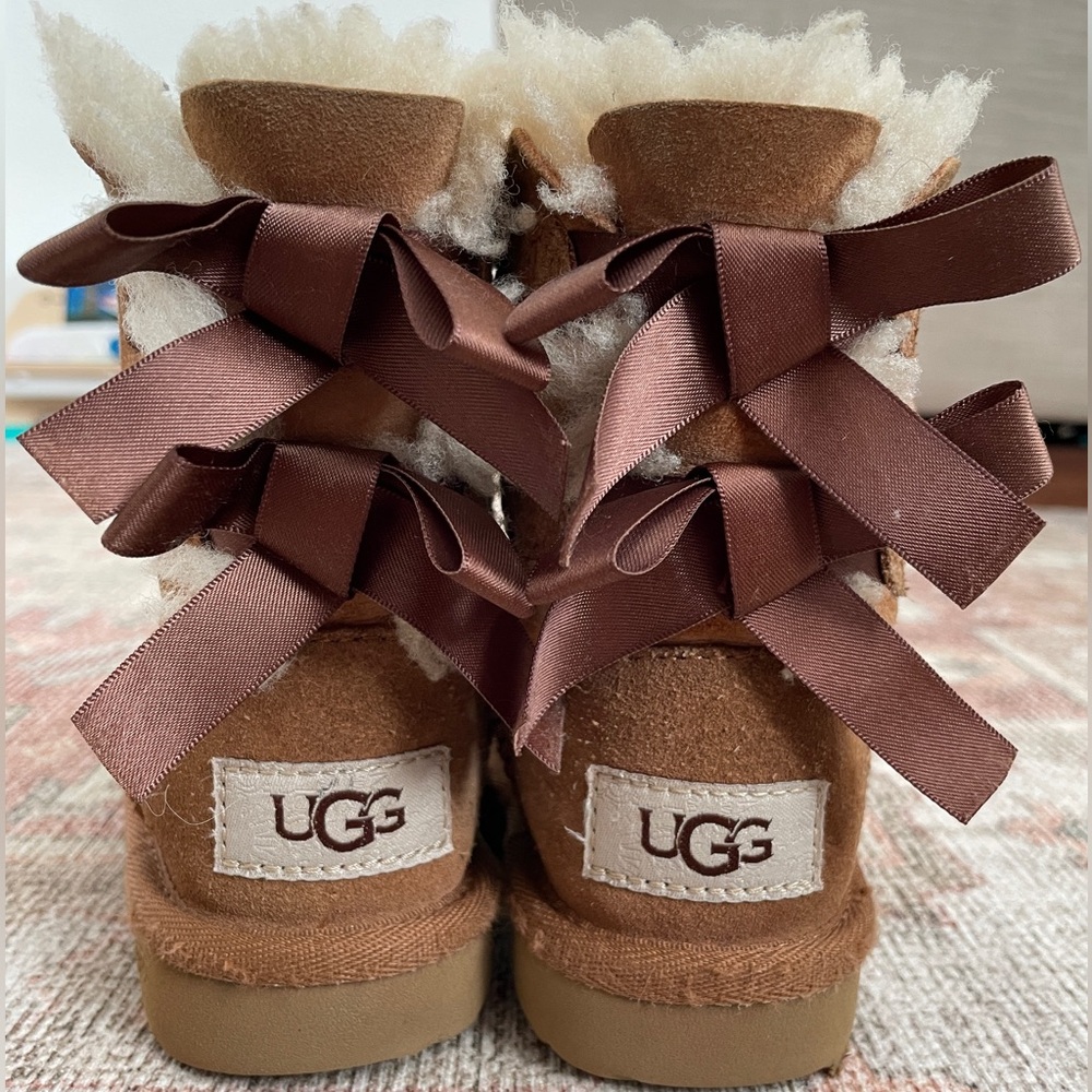 Ugg Bailey Bow II Boot